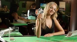 Dealer agen888 memimpin sesi Andar Bahar dengan streaming HD dan interaksi real-time